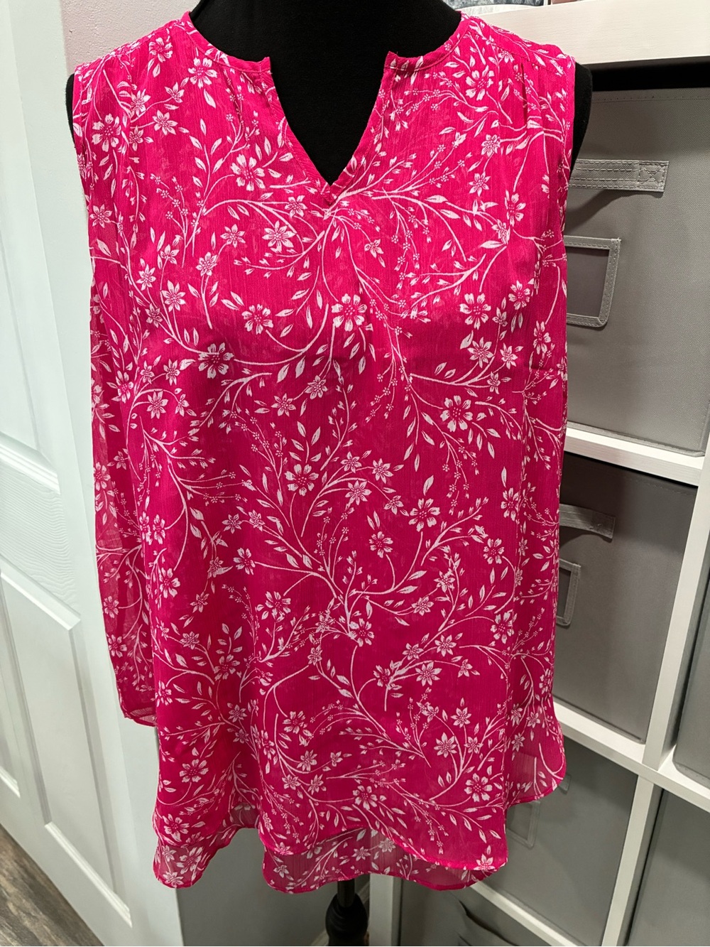 Cristina B Hot Pink & White Floral Notch-Neck Tank